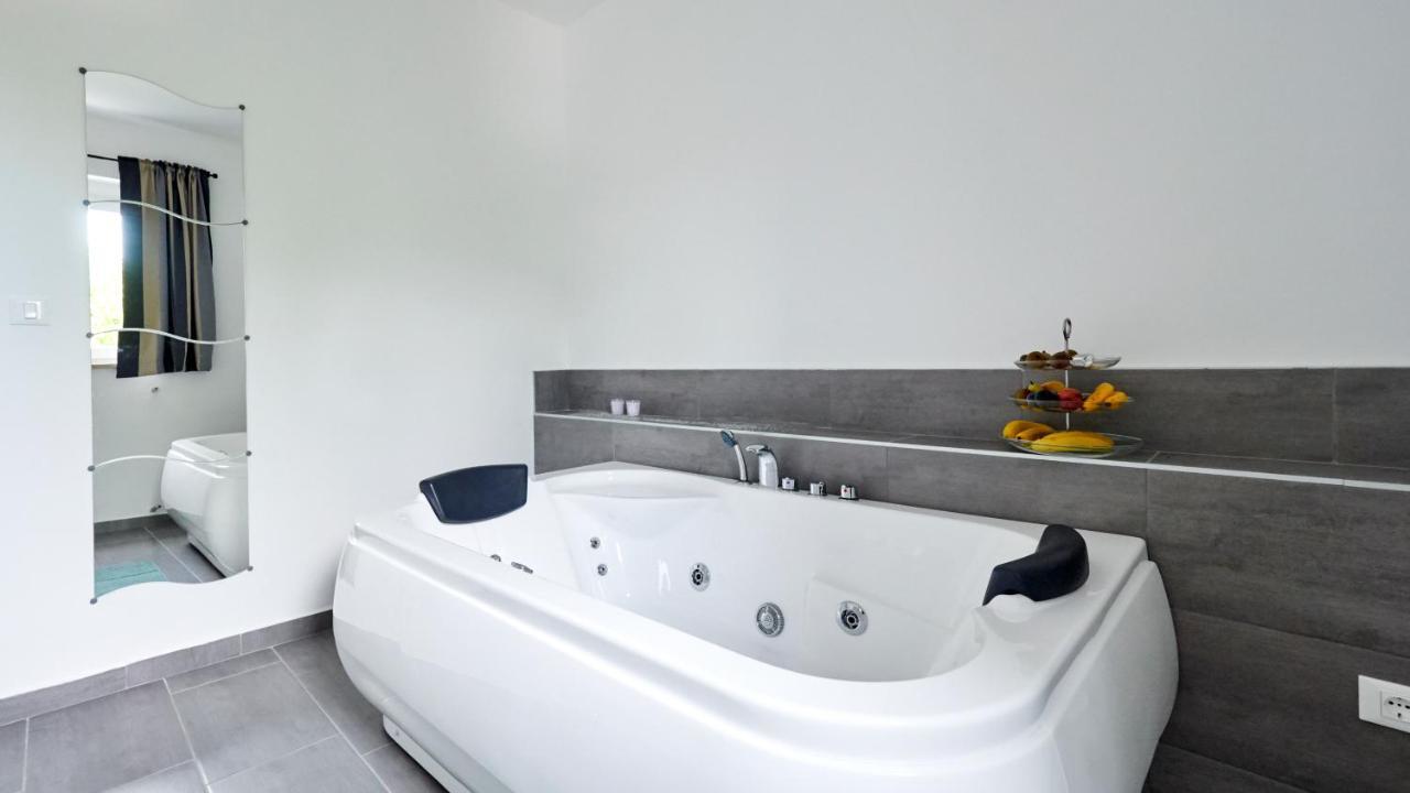 B&B Villa Vela Умаг Екстер'єр фото